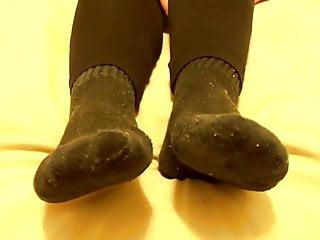 Sexy Sekretärin spreizt die Beine für ihren Chef