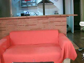 Geile Latina mit großen Titten genießt einen guten Fick