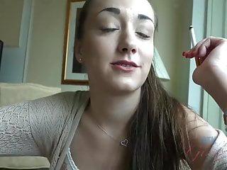 Victoria Rae Black bekommt eine Ladung in die haarige Möse