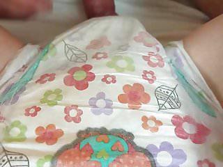 Der junge und die feuchte Möse eines jungen Girls