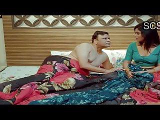 Extrem geile reife Frauen ficken sich die feuchten Fotzen und die Titten